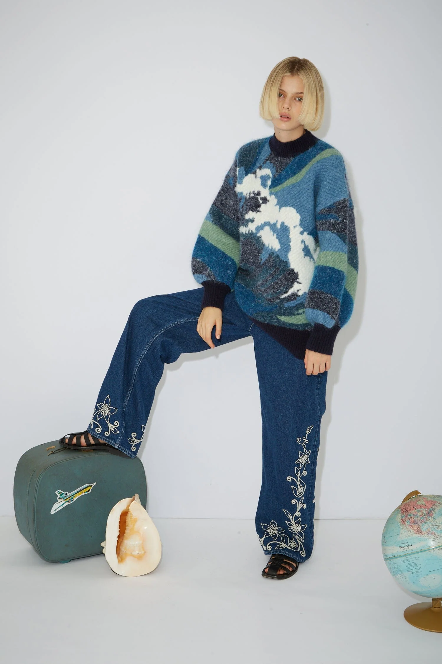 CARMEN JEAN - Image 3